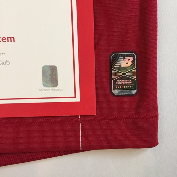 NWT Liverpool's Chamberlain Signed Jersey - Sz M - Picture 6 of 10